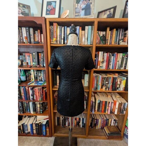 Diane Von Fursternburg Women’s Size 4 Black Mini Cocktail Cindy Dress Back Zip - Picture 2 of 7